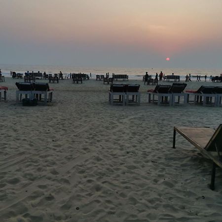 Hotel Cocks Town Arambol Zewnętrze zdjęcie