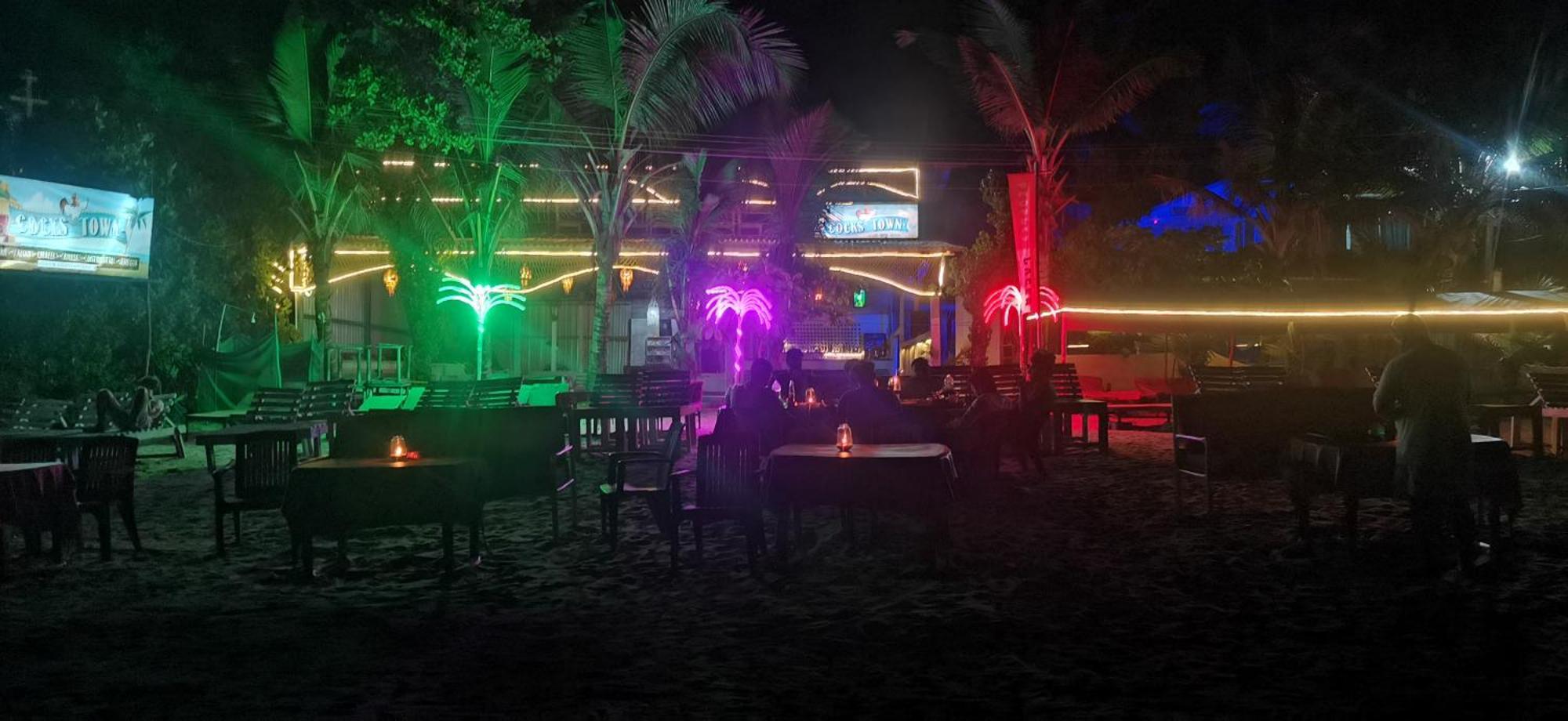 Hotel Cocks Town Arambol Zewnętrze zdjęcie